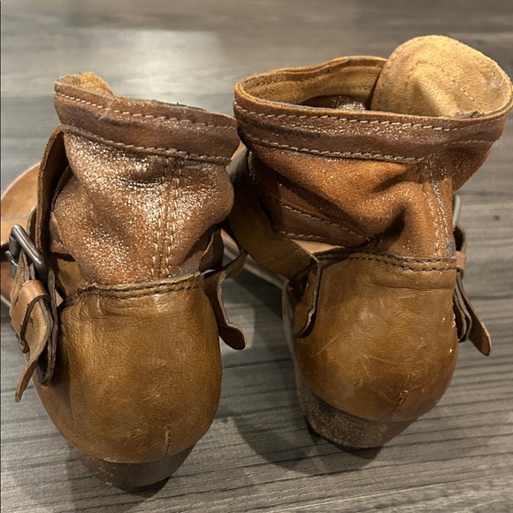 Mix Mooz Brown Leather Sandals - Picture 4 of 7